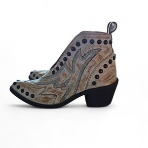 Circle G Women's Studded Booties - Snip Toe